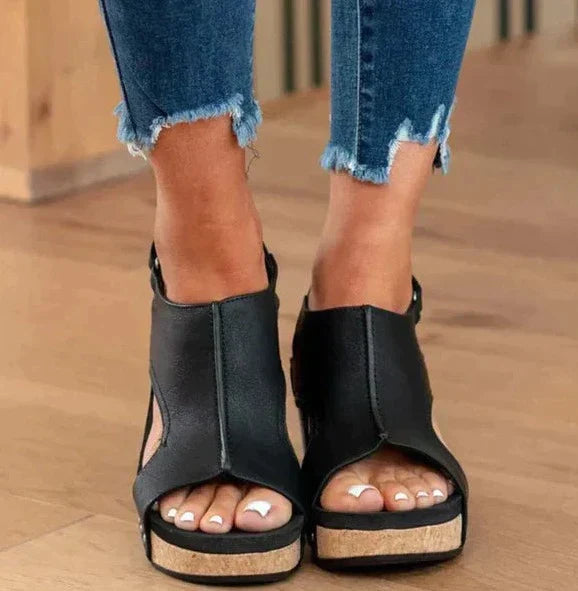 Melvich | Studded Platform Ankle Boots